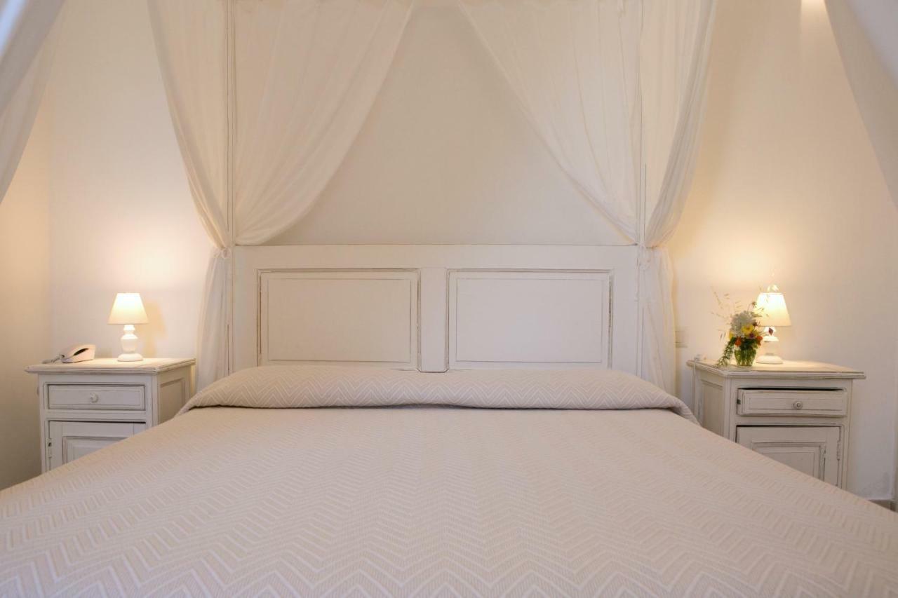 Antica Masseria Ficazzana - Tenuta 3*